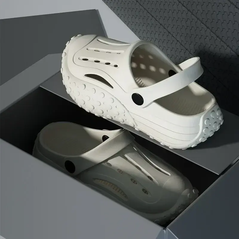 Thumbnail: Mens Crucks