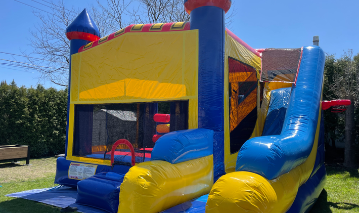 Combo 7 bouncy castle from Lalonde's Party Bounce in Cornwall Ontario