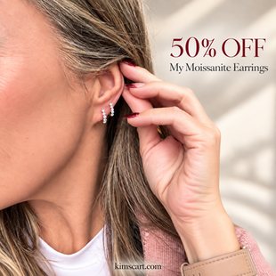 The perfect ‘everyday’ Moissanite Huggie Earrings. ❤