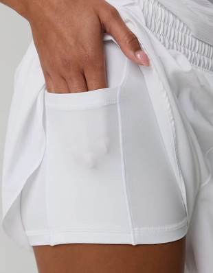 I did the snooping so you don’t have to. 😂 Here’s what everyone in Kim’s Cart is actually buying!