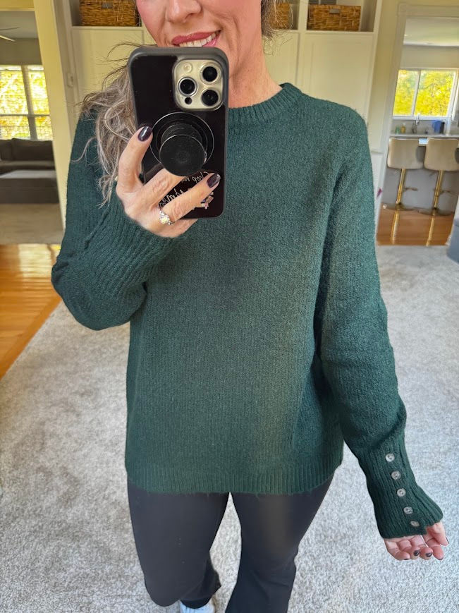 This cozy knit just screams F A L L!! šš¤