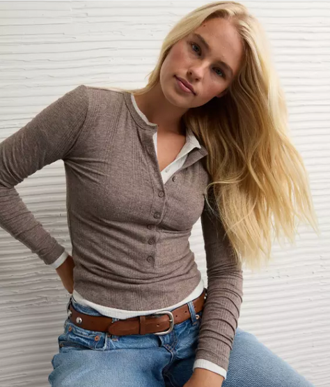 AMERICAN EAGLE: 50% off Best-Selling Gifts, including my favorite Henleys dropping $ 1 5!!