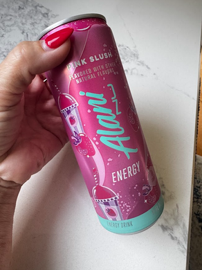Ok, UNPOPULAR opinion (please don't come for me) when I drink an Alani I feel like I'm gonna have a heart attack!!!  Like, for real. But my husband and EVERYONE I know LOVES them 🤦‍♀️🤷‍♀️