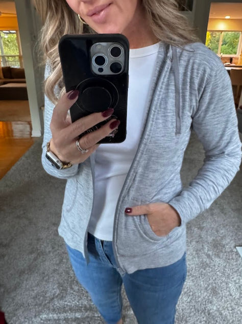 I love this SUPER LIGHTWEIGHT Subknit Zip-up so much