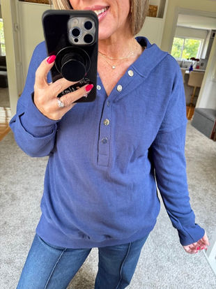 Thin, lightweight Ribbed Hoodie with Snaps