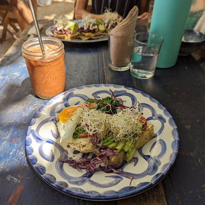 3-ElMerakiIslaMujeresFoodVeganVegeterianHealthyIslandRestaurantBreakfastLunchIlluminationV