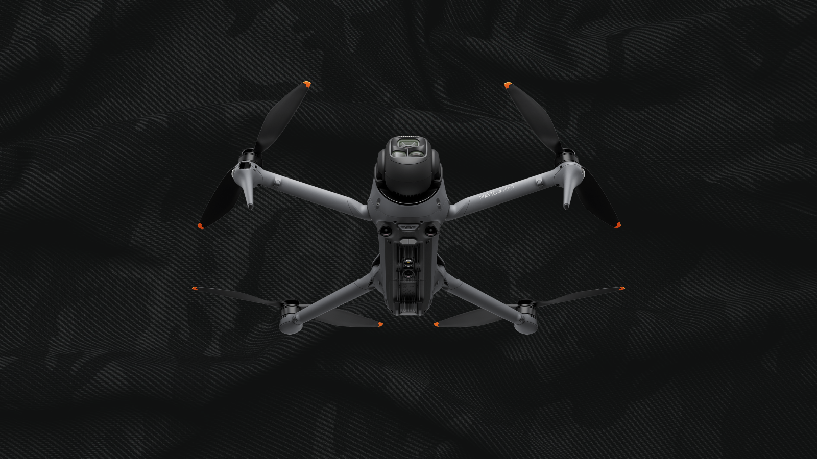 DJI Mavic 4 Pro tuotekuvatausta.png