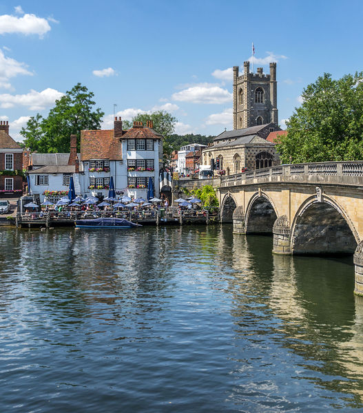 5ff8489b48a8e95b8bbbaf37_About Henley Visiting Henley-on-Thames large.jpeg