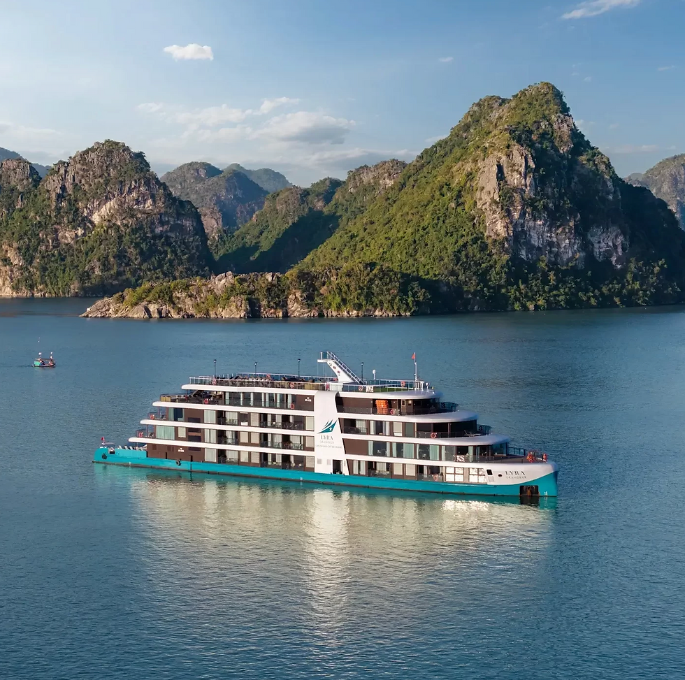 Lyra Grandeur in Ha Long Bay