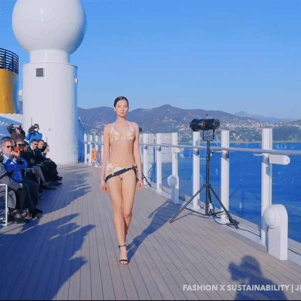 Savage at Jessica Minh Anh's Autumn Fashion Show 2022.gif