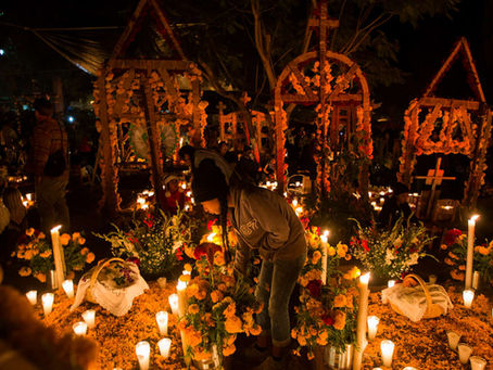 Día de los Muertos Community Altars at Villa Mira Monte