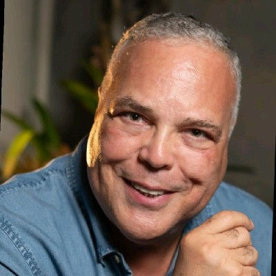 Carlos Silva: mais de 40 anos de varejo e uma lição que todo gestor deveria ouvir