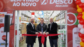Desco Atacado reinaugura lojas simultaneamente com grandes atrações