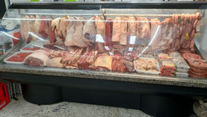 As principais características de um açougue de supermercado de bairro