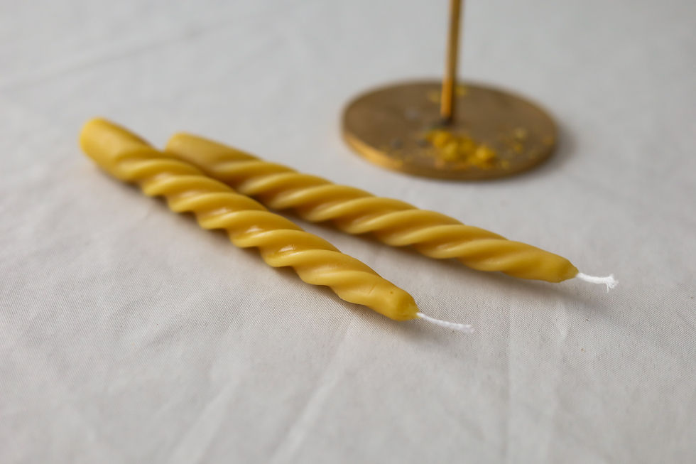 Thumbnail: Soft twisted beeswax candle