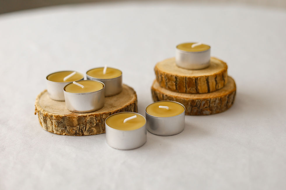 Thumbnail: Beeswax tea lights - gold or silver