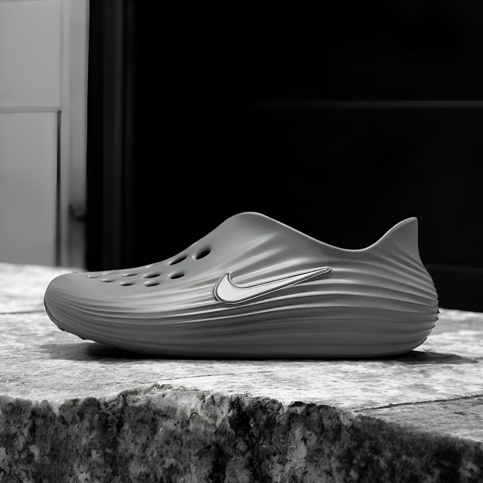 Nike ReactX Rejuven8 Smoke Grey HV5060-002