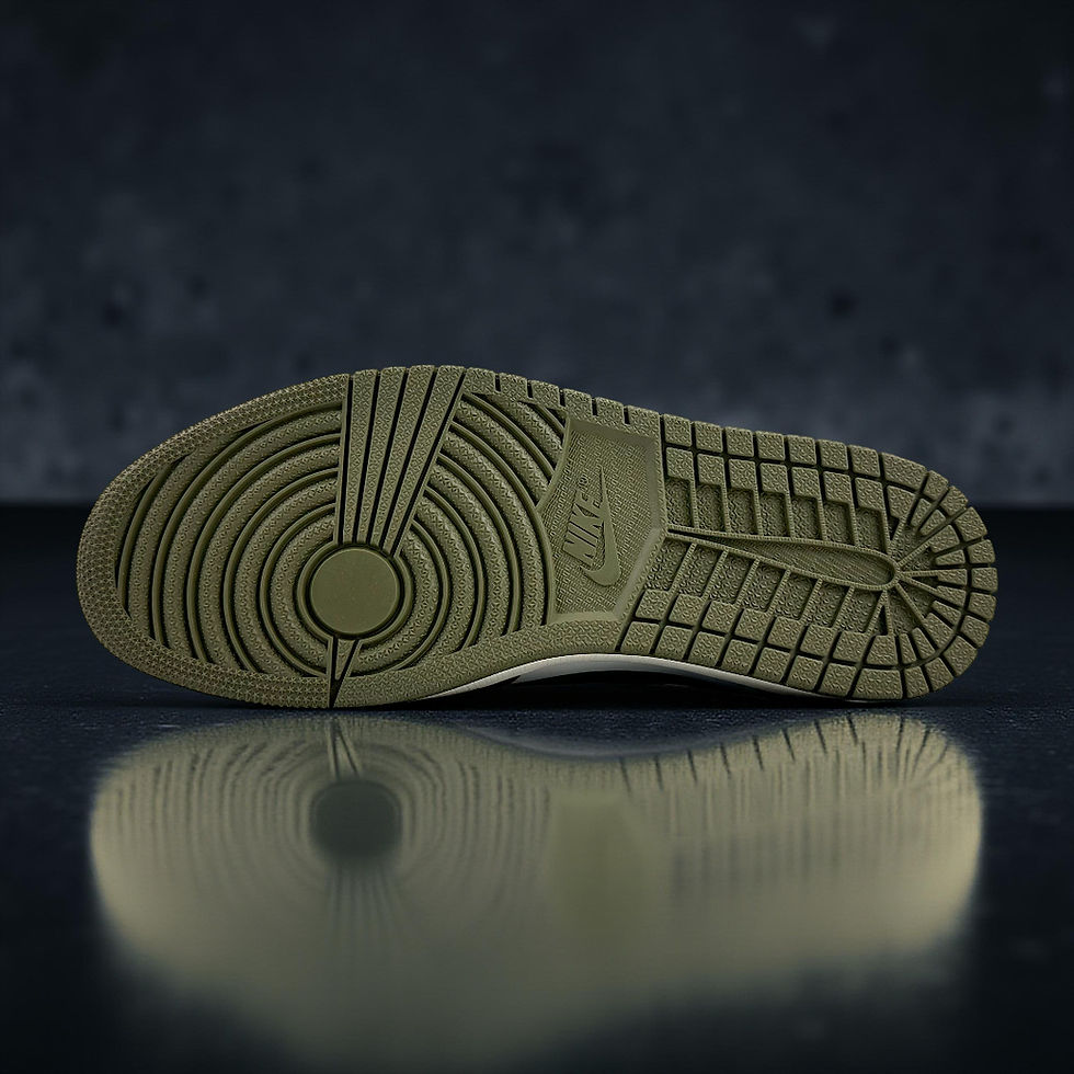 Thumbnail: Jordan 1 Retro Low OG Medium Olive HQ6998-200