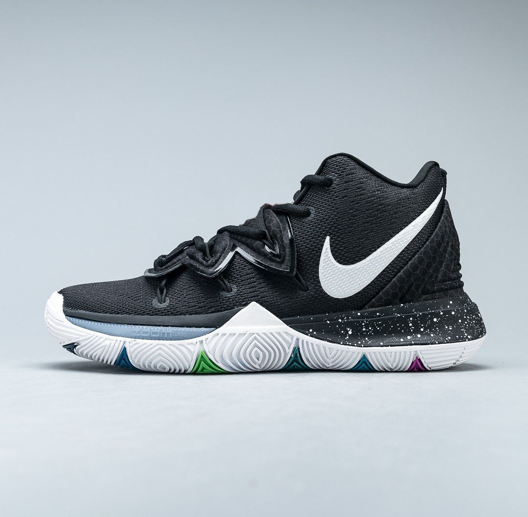 Nike Kyrie 5 Black Magic AO2919-901 AO2918-901