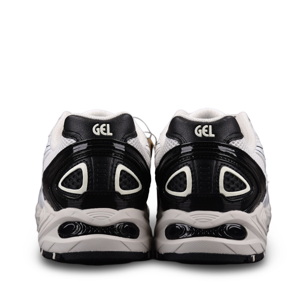 縮圖：ASICS Gel-Kahana TR V4 Black White 1203A497-100