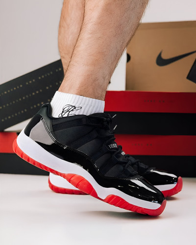 air jordan 11 low bred