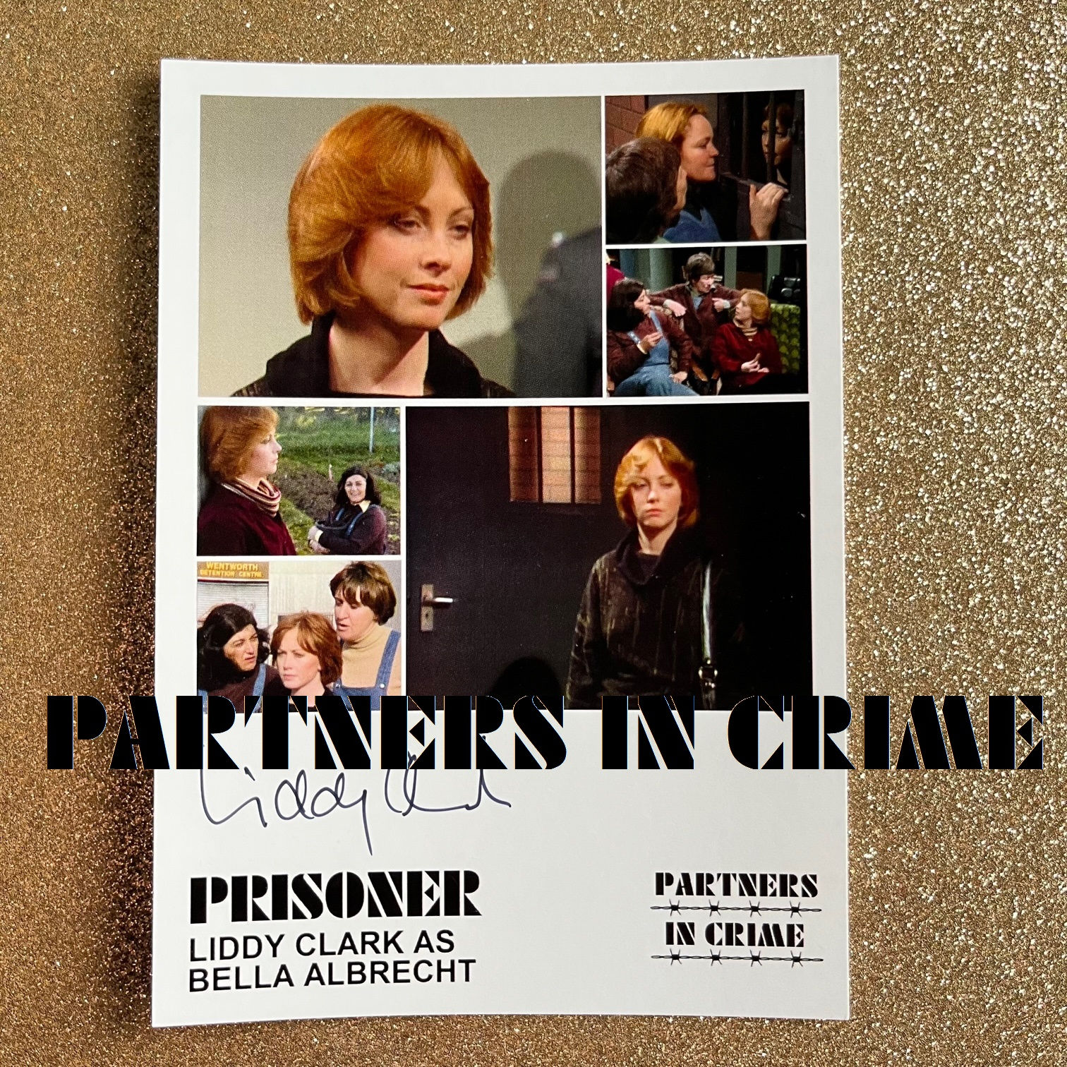 Bella Albrecht signed fan card