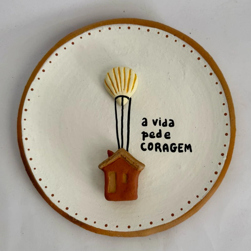 Prato de Cerâmica Artesanal