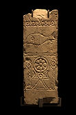 Stele_with_fish_and_Tanit_sign-MBA_Lyon_1969-95-IMG_0552.jpg