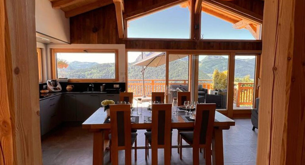 Chalet le massif salle à manger
