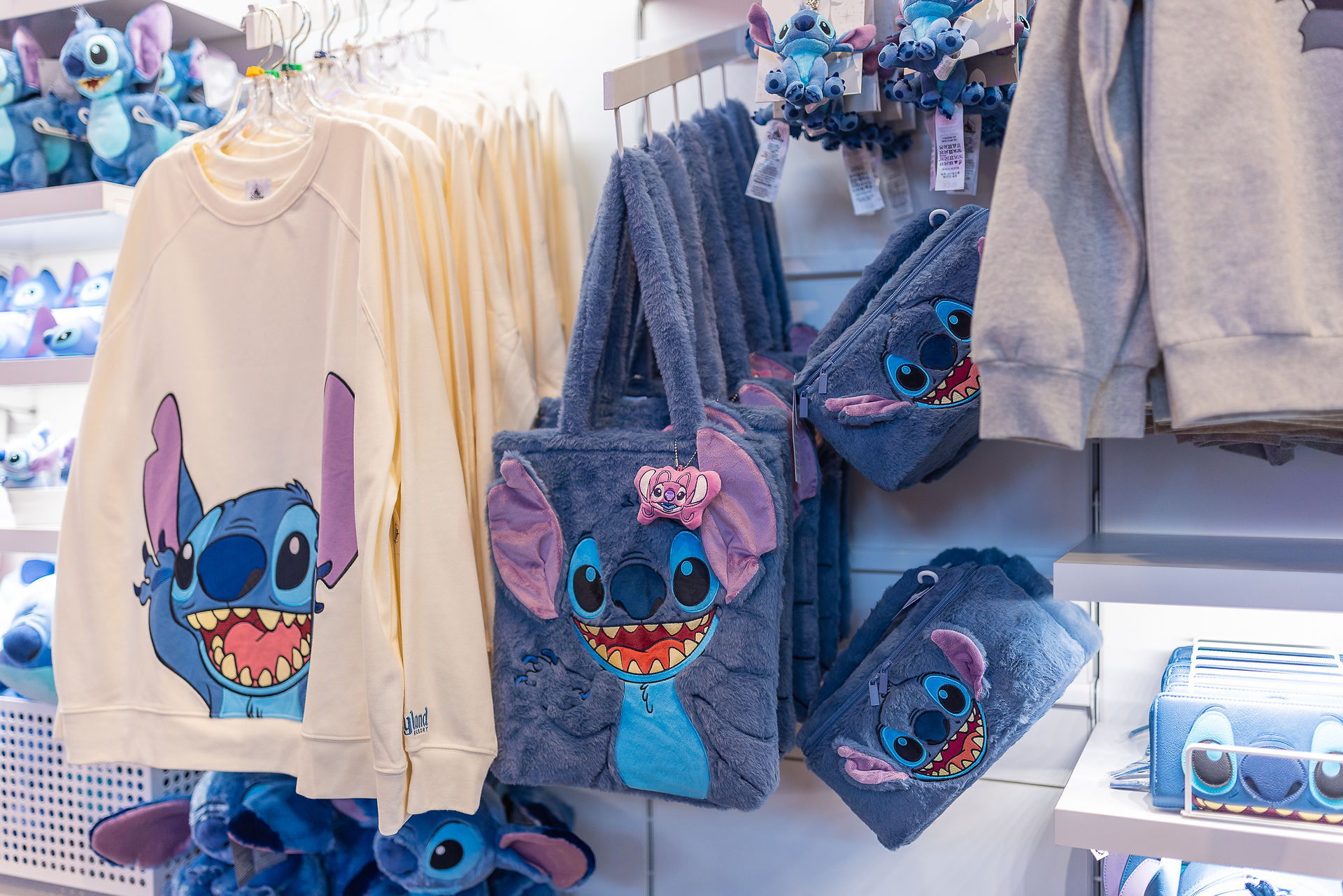 Disney Storyland Boutique merencancía Stitch