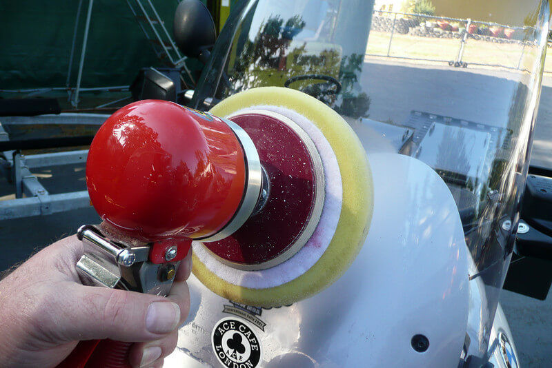 Polishing polycarbonate sheets.