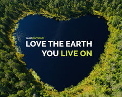 Love the earth in - Green
