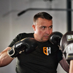 Squinty Pixels Photography of training at Benn Hamilton Fitness