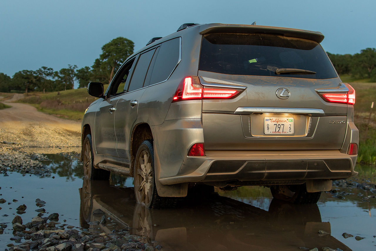 2021 Lexus LX570 off-road review | the road beat