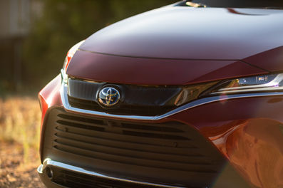 2022 Toyota Venza photos | The Road Beat