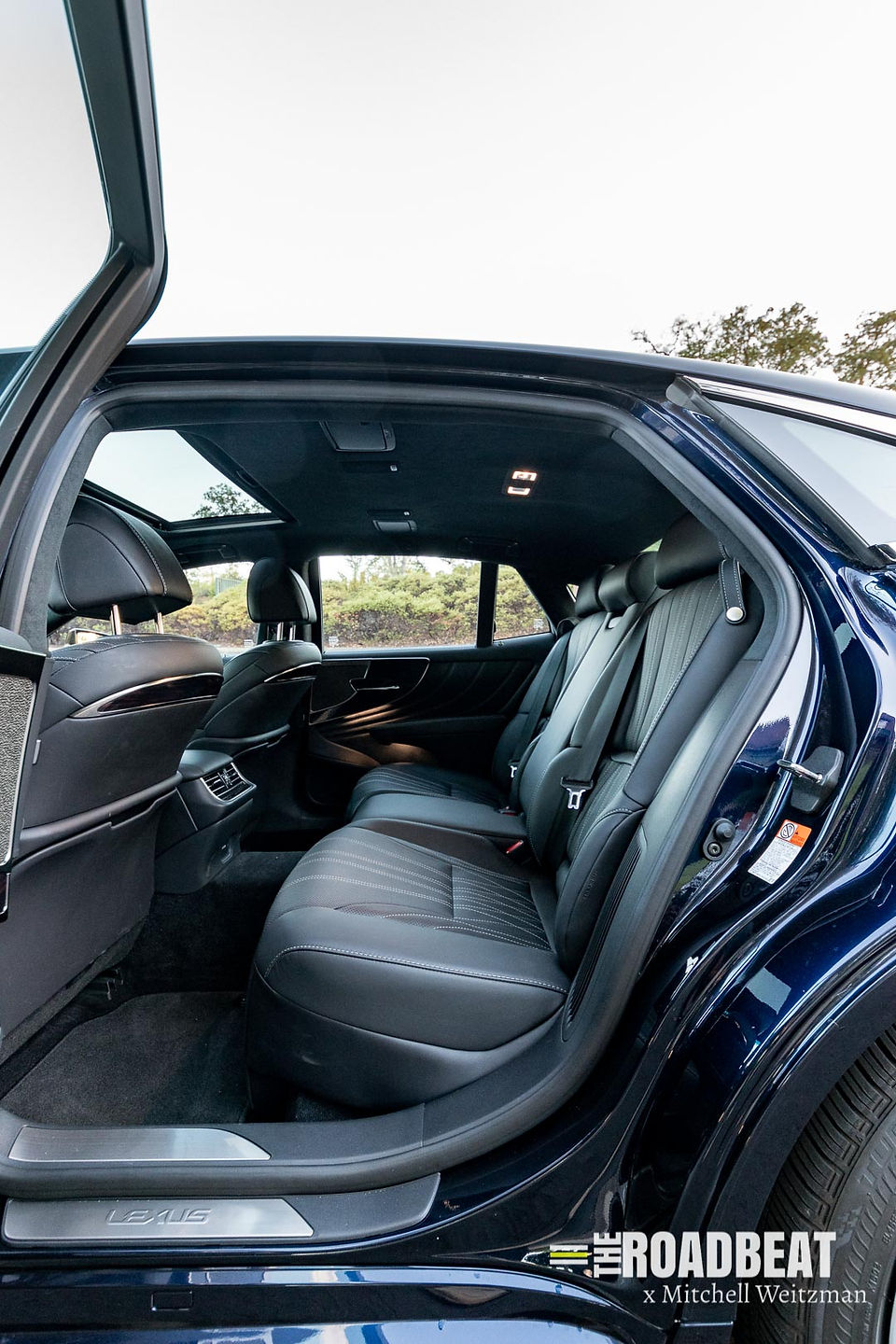 Lexus LS 500h rear seats
