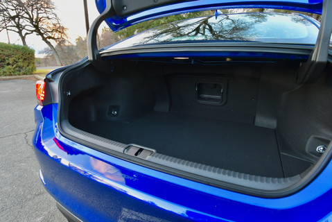2021 Lexus ES 350 trunk