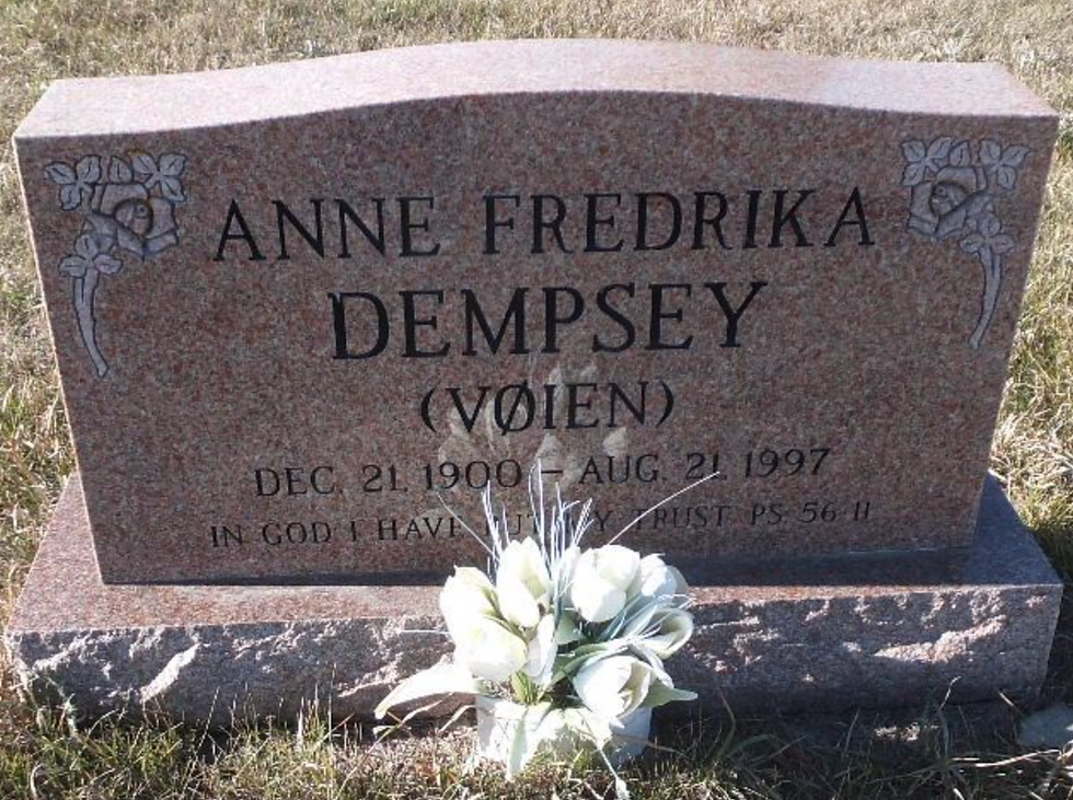 Margaret's grandmother, Anne Dempsey's tombstone - Asker cemetery