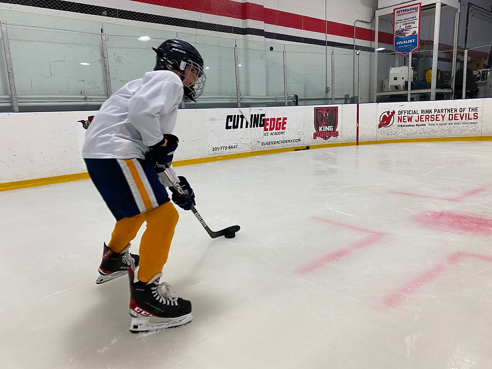 The Right Time for the D-to-D: Smart Passing in Your Own Zone