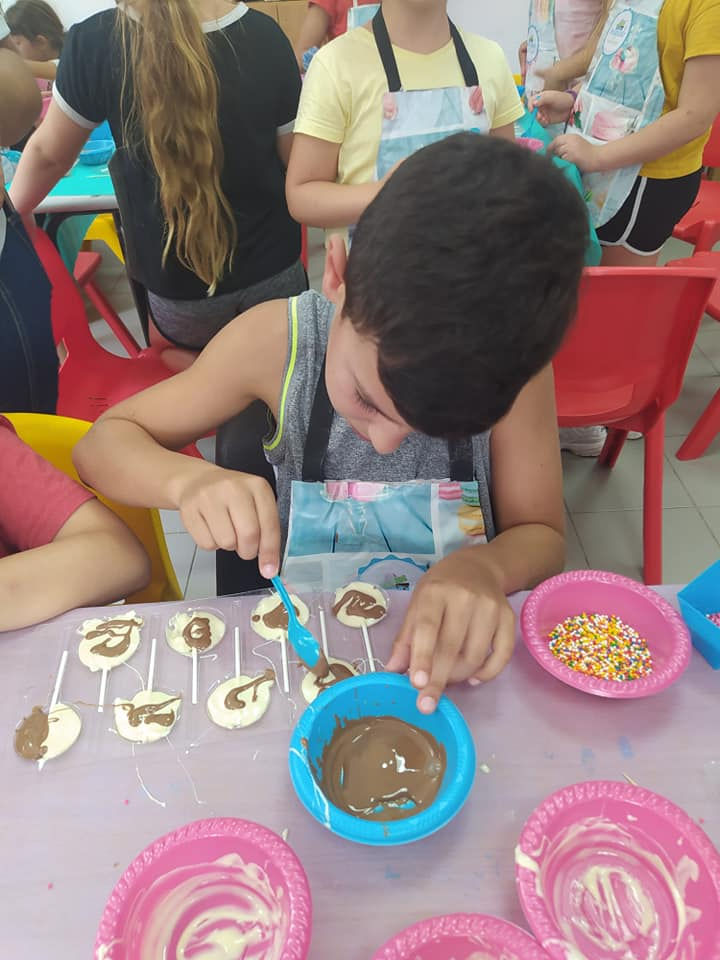 תמונה ממוזערת: ערכת אימוג'י