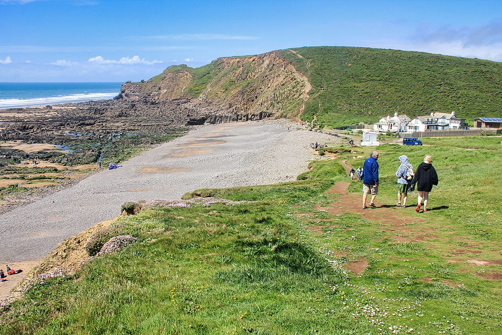 Walking down to Northcott Mouth near Bude