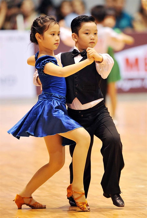 photo danse enfant sportive corinne.jpeg