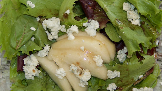 Pear & Gorgonzola Balsamic Salad