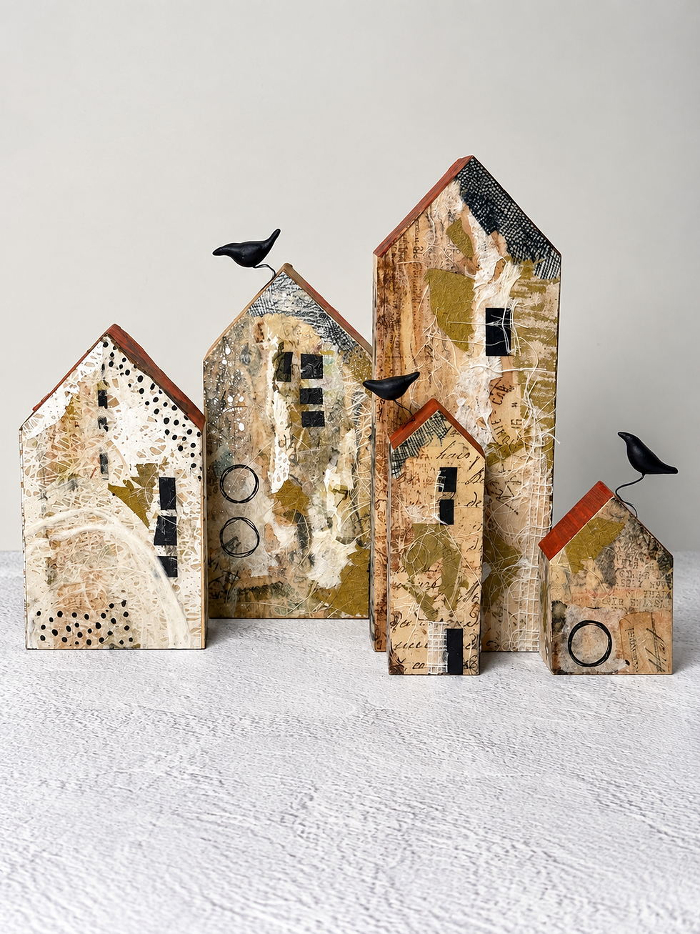 Close up of Toits Rouge House Forms