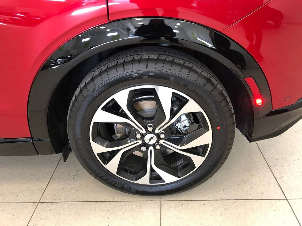 Thumbnail: 2025 Ford Mustang Mach-E PREMIUM, 4x4, 100% ELECTRIC