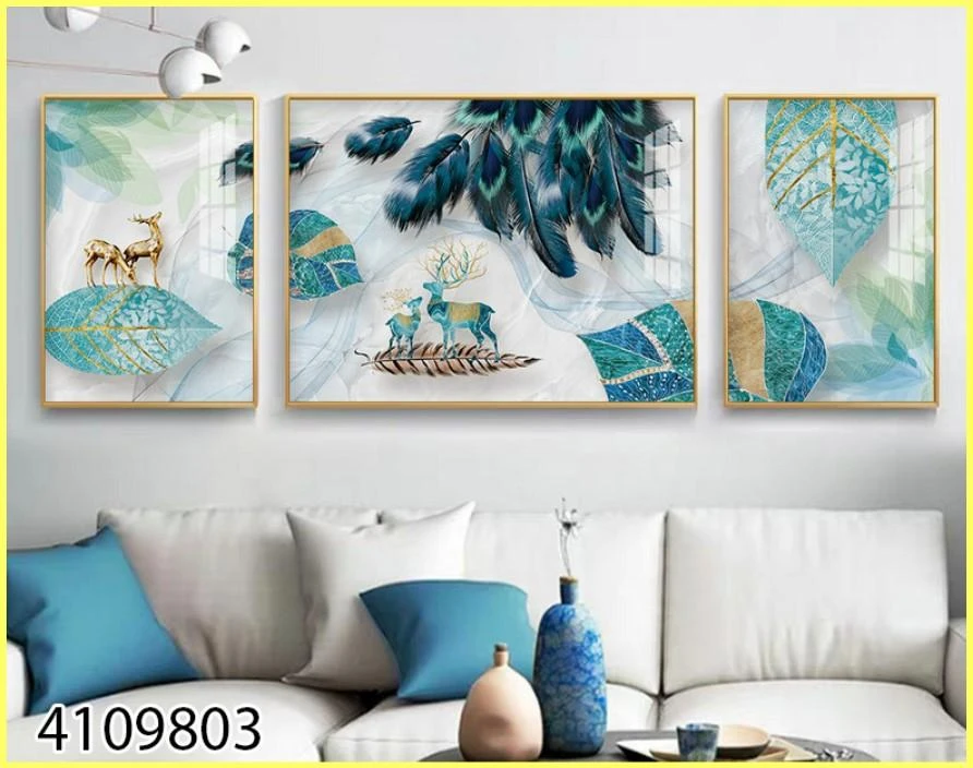 ‏‏תמונות לסלון בהדפסה על זכוכית נוצות הטווס תמונה בשלשוה חלקים יוקרתית ומעוצבת דגם 4109803