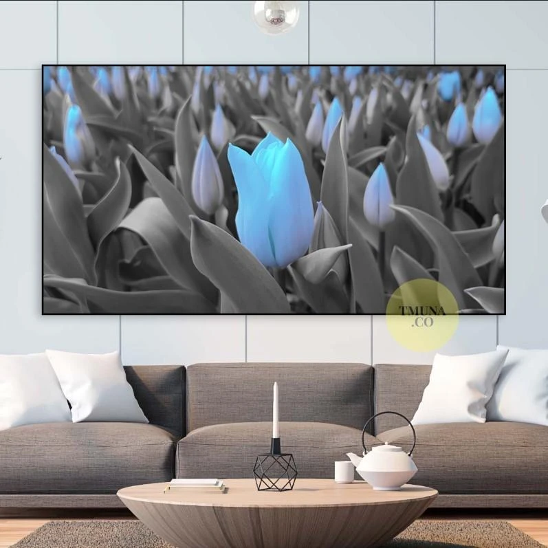 תמונה של פרחים בגווני כחול על רקע אפור לסלון או לקליניקה דגם 3728619