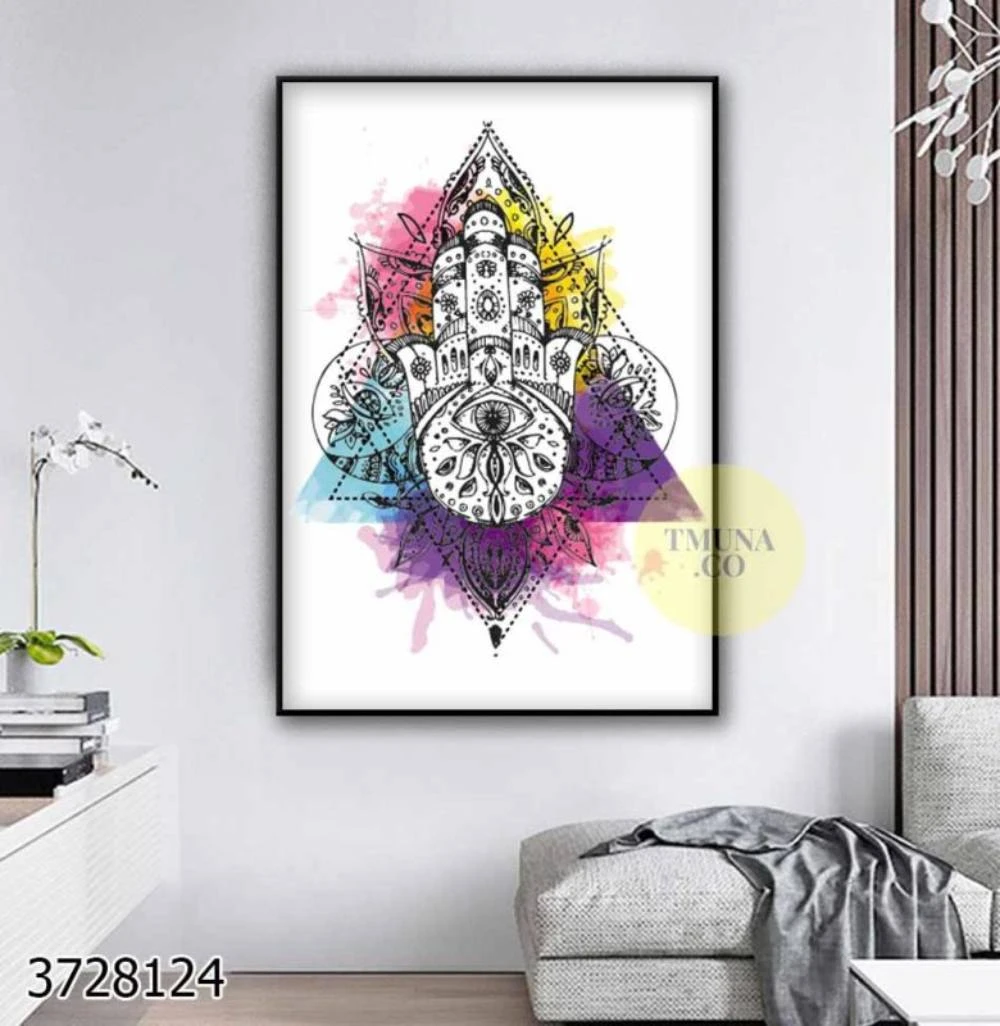 חמסה משולשת צבעונית - תמונה של חמסה מודרנית לכניסה לבית או לפינת אוכל דגם 3728124