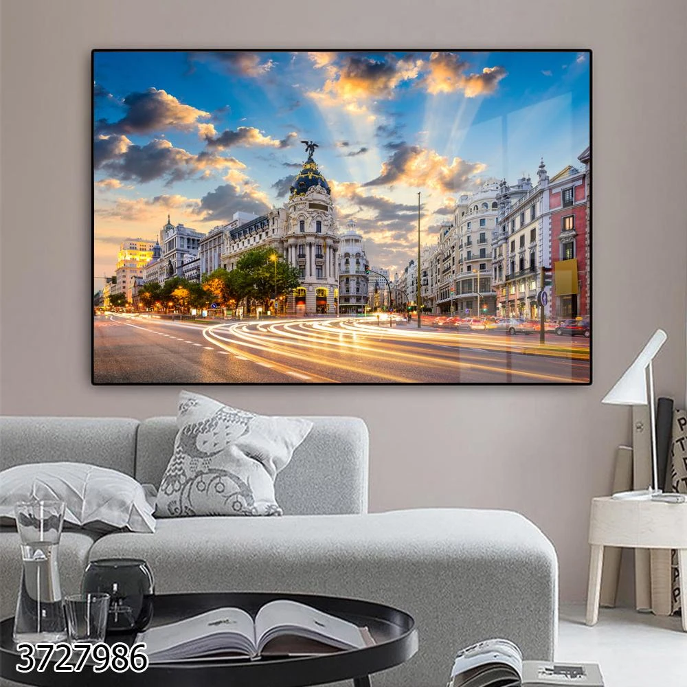 עננים וזריחה תמונת זכוכית של נוף מדריד המדהימה לסלון למשרד או לובי דגם 3727986