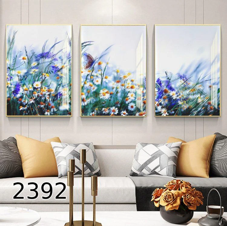 סט ורדים כחולים בעלי ראש מוזהב - סט 3 תמונות פרחים לסלון דגם 2392